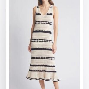 Zoe and Claire V-Neck Sleeveless Midi Sweater DressWomens Size S
